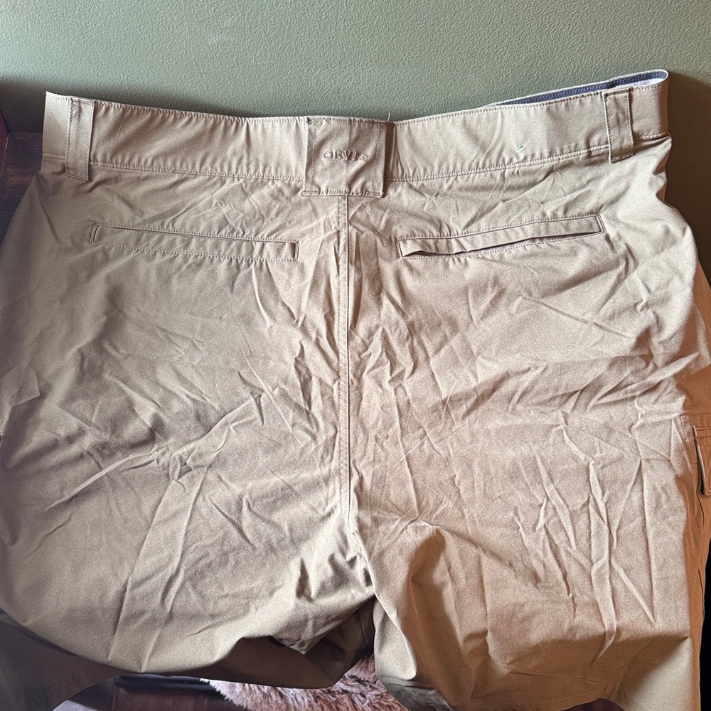 Orvis Khaki Cargo Shorts for Men